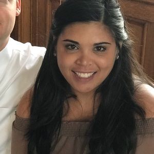 Meet your Posher, Jasmine